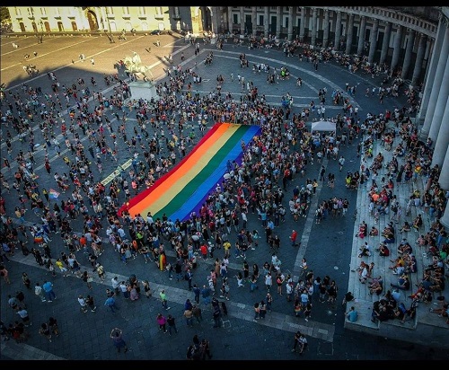 regione campania legge contro omotransfobia e misoginia